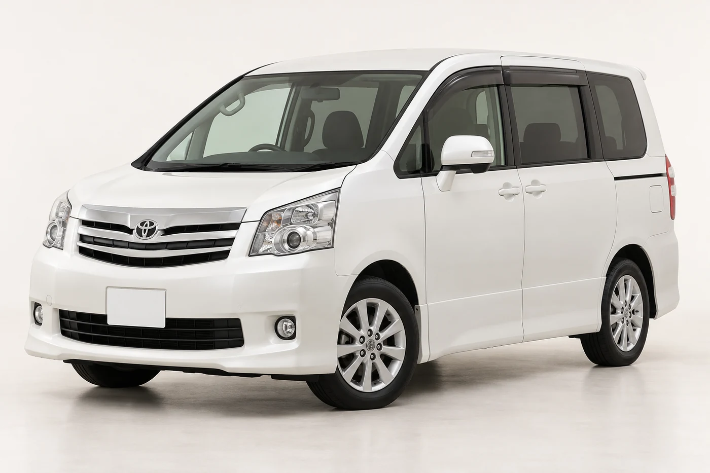 Toyota Noah R70